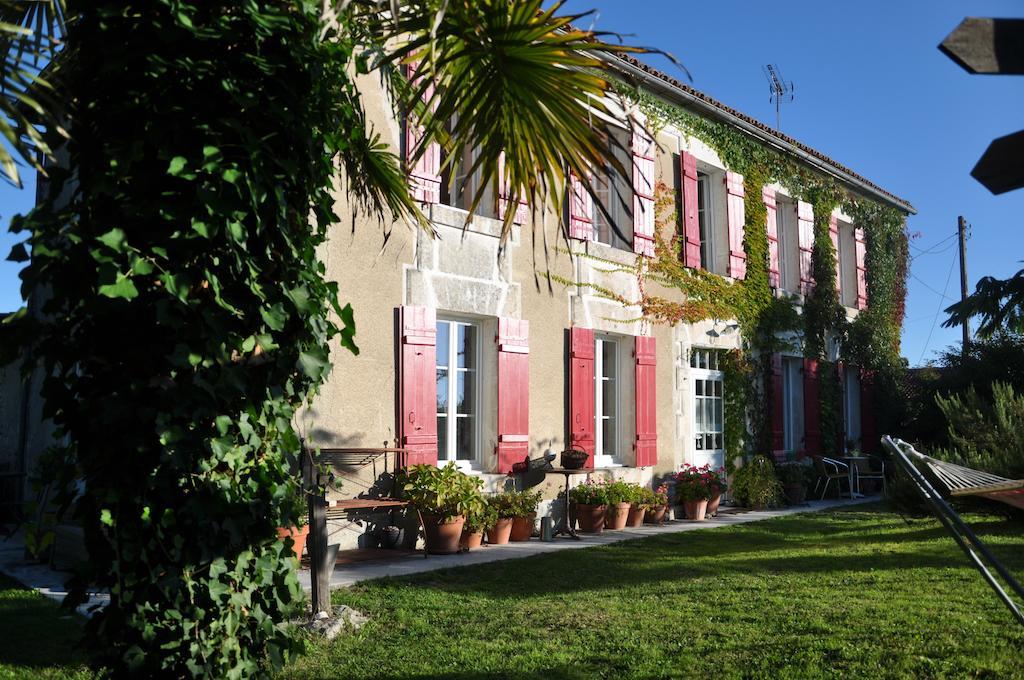 Brossac La Maison De Rose Bed & Breakfast エクステリア 写真