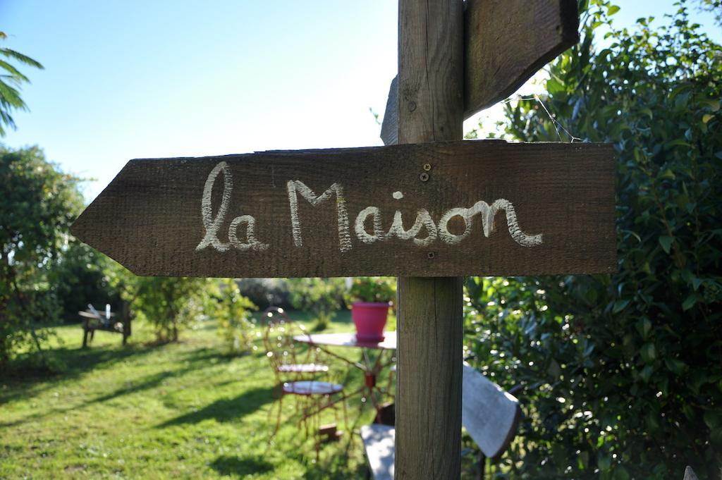 Brossac La Maison De Rose Bed & Breakfast エクステリア 写真